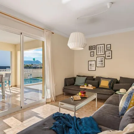 ヴィラ Mila 10 - Plusholidays