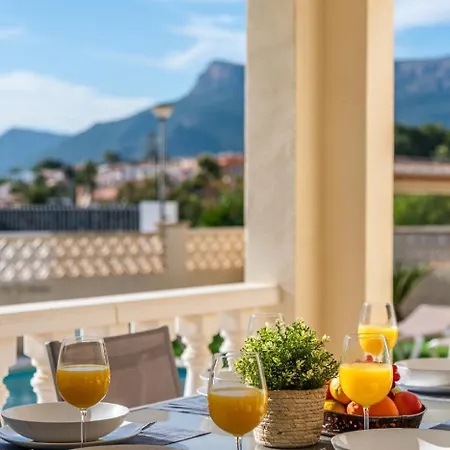 Mila 10 - Plusholidays * Calpe