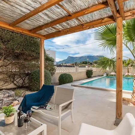 Mila 10 - Plusholidays * Calpe